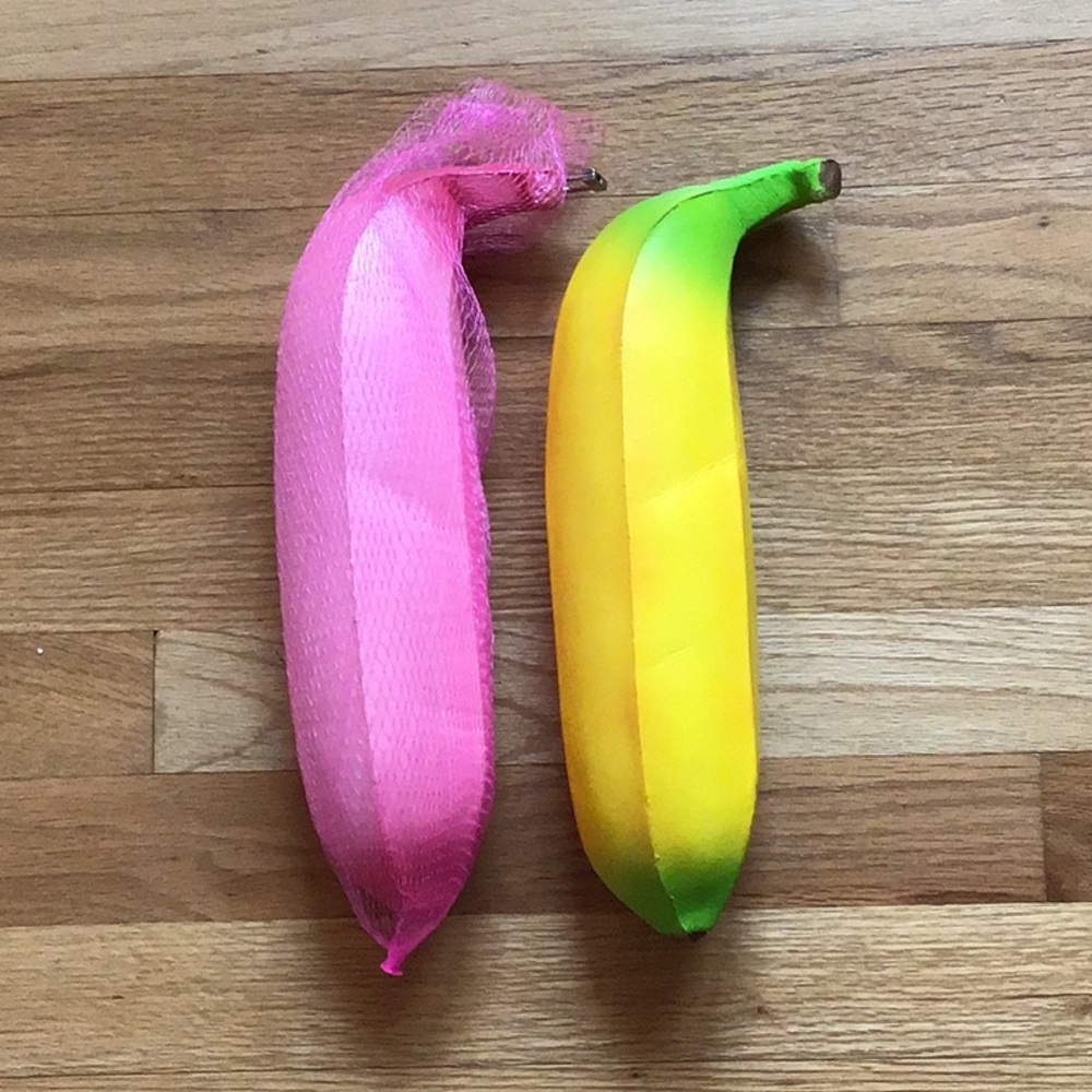 2 piece puni maru jumbo bananas TRADE